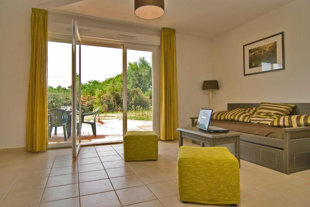 Madame Vacances - Residence Du Golf D'Armagnac Eauze Szoba fotó